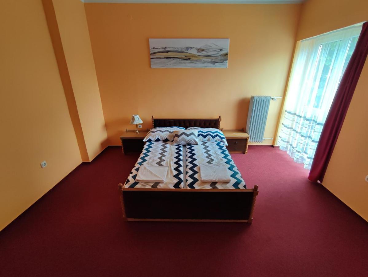 Hotel Beke Sziget Komló Dış mekan fotoğraf
