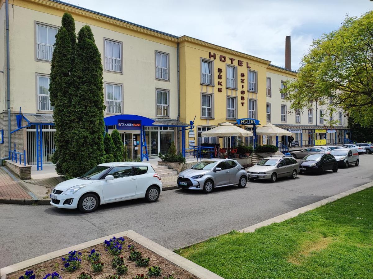 Hotel Beke Sziget Komló Dış mekan fotoğraf