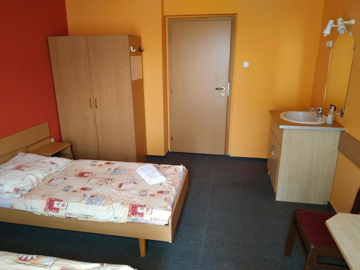 Hotel Beke Sziget Komló Dış mekan fotoğraf