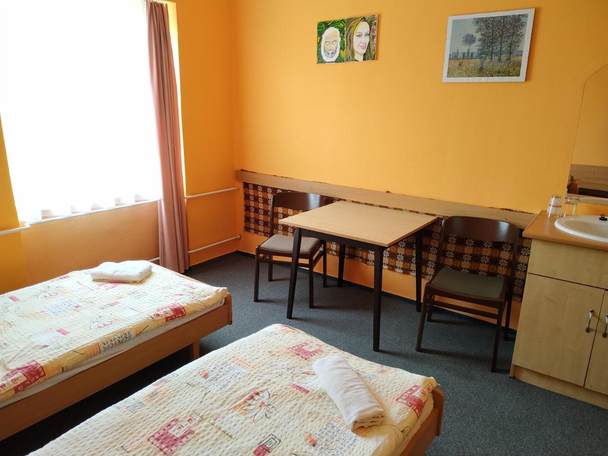 Hotel Beke Sziget Komló Dış mekan fotoğraf