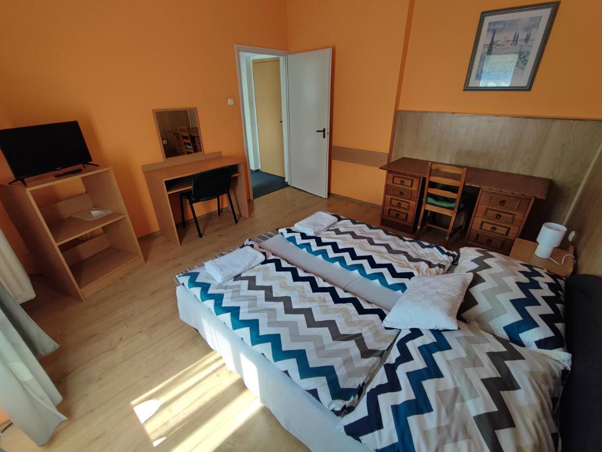 Hotel Beke Sziget Komló Dış mekan fotoğraf